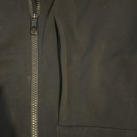Lululemon Men’s Sojourn Black Jacket Large - Picture 3 of 6